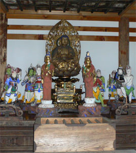 真山神社薬師堂の仏像