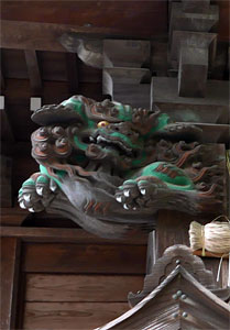 山名八幡宮拝殿の彫刻