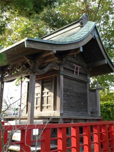 中瀬の作田神社社殿