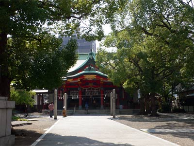 大阪船場の御霊神社社殿