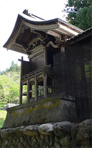 富山市上滝の瀧社本殿