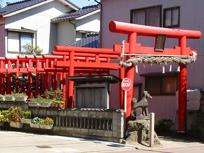 吉田稲荷神社