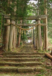 三島町上条の上條神社