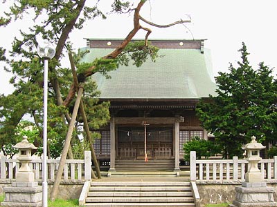 大野町の諏訪神社正面