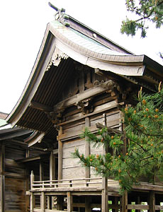 大野町の諏訪神社本殿