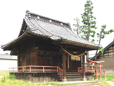 関屋本村の神明宮拝殿