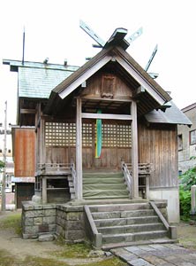 田端稲荷神社社殿