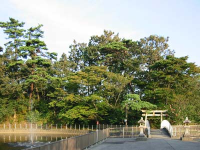 村松浜の金刀比羅神社