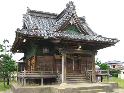 稲葉の諏訪社拝殿