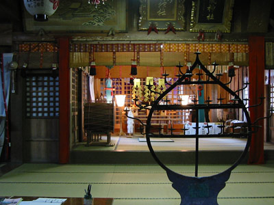 五十嵐神社拝殿内部