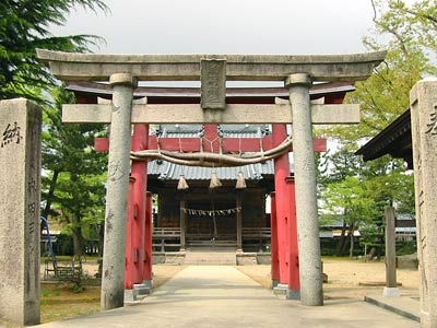 高森新田の稲荷神社