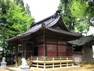 諏訪神社社殿