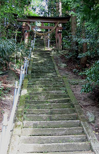 田上町原ケ崎新田の諏訪神社