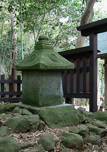 船山神社御神廟
