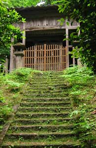 田家の諏訪神社本殿