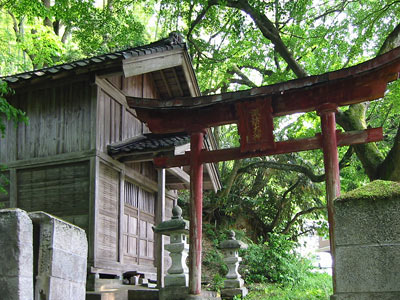 加茂市秋房の諏訪神社