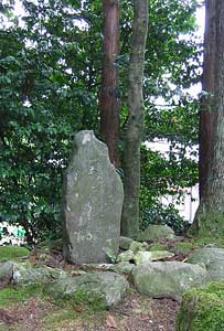 剣神社境内石碑
