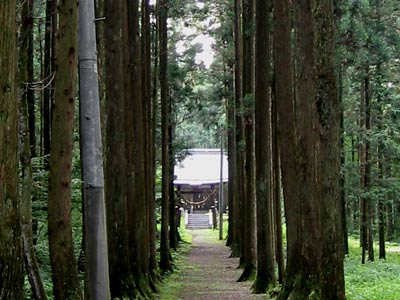 関川村下土沢の白山神社