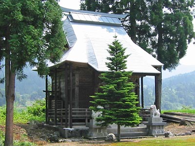 芦ケ崎の十二神社社殿