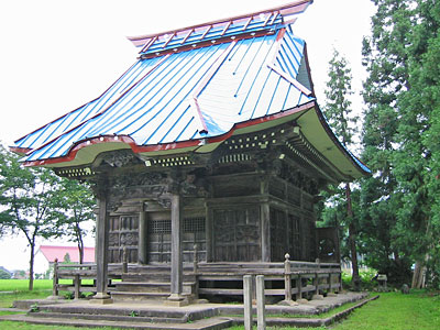 谷内の諏訪神社拝殿