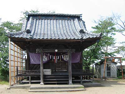 木崎の豊田神社拝殿