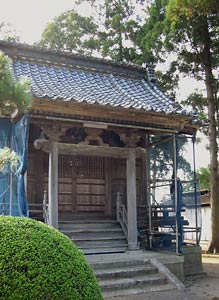 岡新田の神明宮拝殿