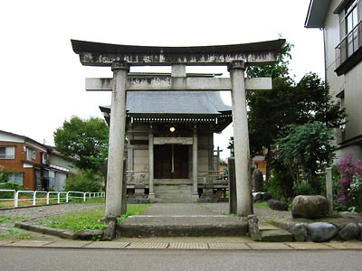 十日町市住吉町の諏訪神社