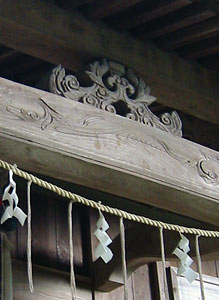 羽黒神社拝殿彫刻