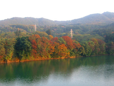 阿賀野川流域の紅葉