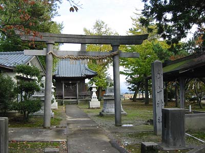 新潟市大曽根の白山神社