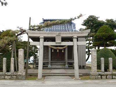 村新田の八幡神社