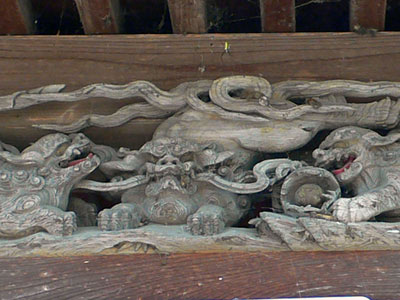 巻大原の神明社拝殿彫刻