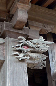 巻大原の神明社拝殿彫刻