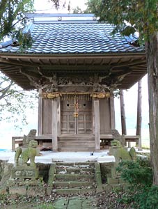 十日町の白山神社社殿