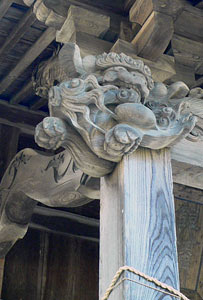 鎧八幡宮拝殿彫刻