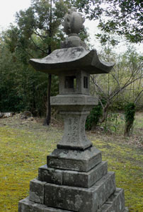 小平神社灯籠