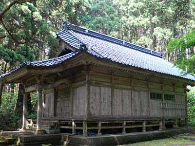 黒田の諏訪神社社殿