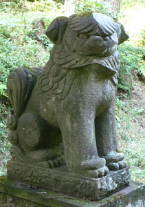 西山町伊毛の八幡神社拝殿彫刻