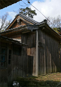 佐和田町八幡神社の本殿