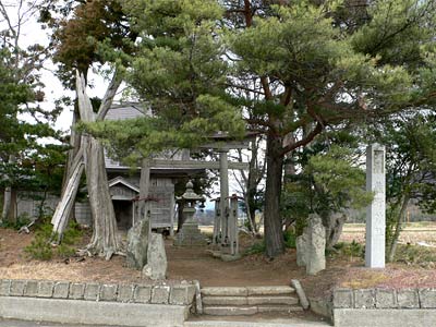 佐渡市坊ケ浦の熊野神社