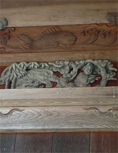 亀塚の諏訪神明社拝殿装飾