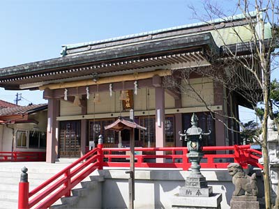 三社神社拝殿