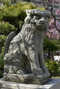 三社神社狛犬（吽像）