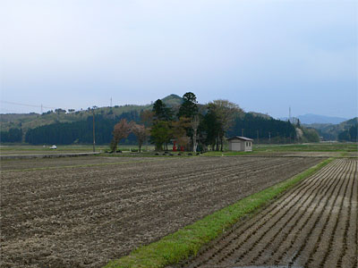 関川村勝蔵の田中神社遠景