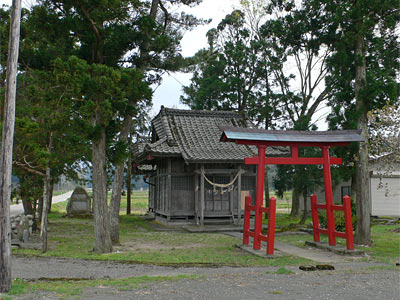関川村勝蔵の田中神社社殿