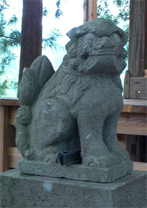 松尾の医王神社狛犬（吽像）