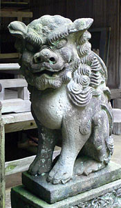御島石部神社境内社狛犬
