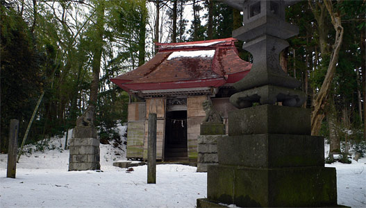 本与板諏訪神社社殿