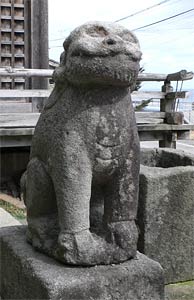 佐渡市歌見の熊野神社狛犬（右）