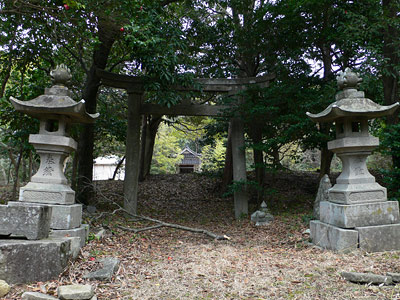 佐渡田切須諏訪神社